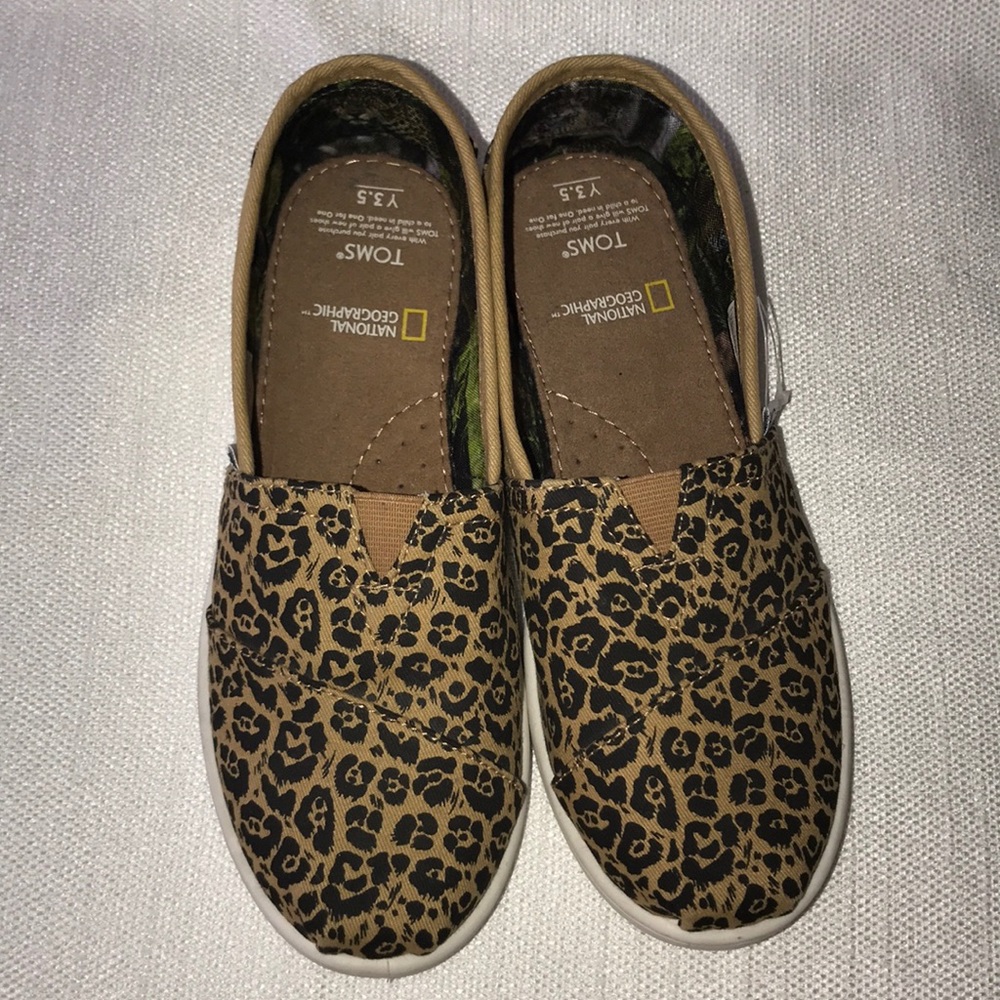 TOMS Youth Leopard Print National Geographic